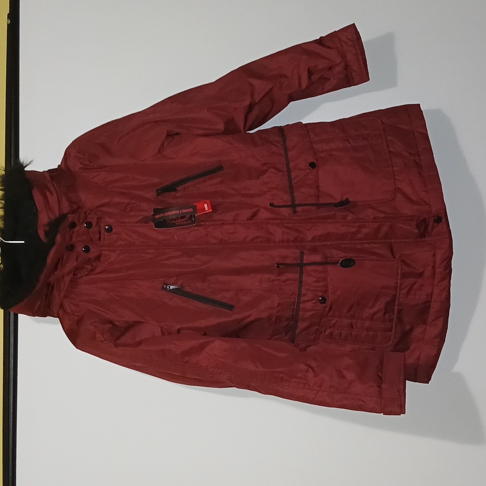 Yoki Sport Woman Sherpa Lined burgundy faux fur trim hooded coat size Medium NWT